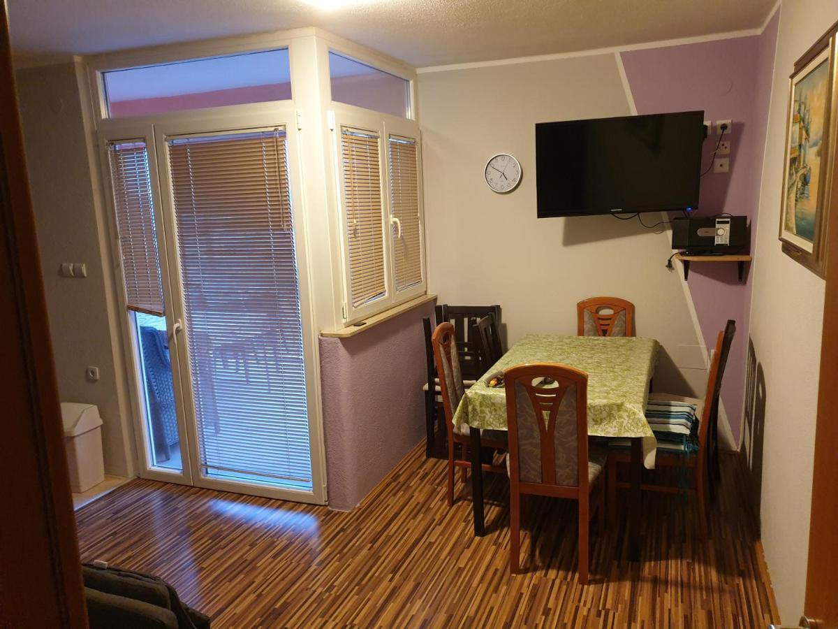 Apartments Mima Kaštela Esterno foto